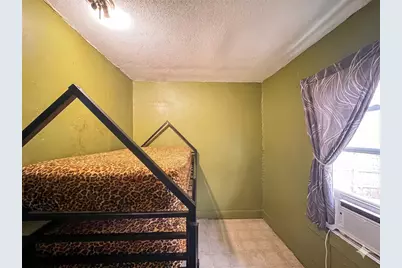 8025 Avenue E, Houston, TX 77012 - Photo 8