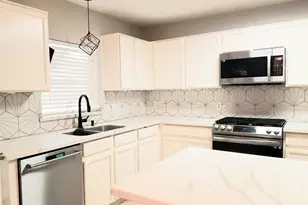 14943 Sugar Peak Dr, Sugar Land, TX 77498 - Photo 12