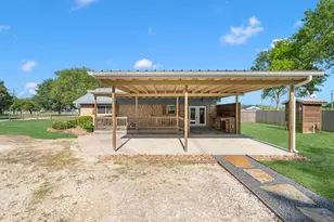 406 County Rd 612, Dayton, TX 77535 - Photo 32