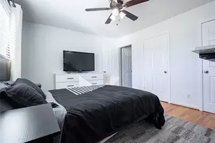 1230 Wisterwood Dr, Houston, TX 77043 - Photo 24