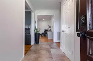 1230 Wisterwood Dr, Houston, TX 77043 - Photo 4
