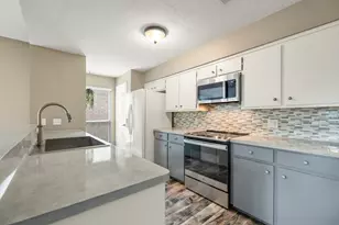 2919 Lakeview Dr, Missouri City, TX 77459 - Photo 8