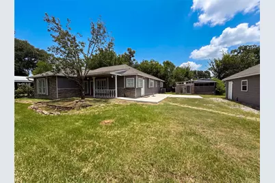 7934 Round Rock Drive, Houston, TX 77049 - Photo 18