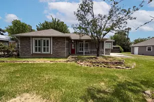 7934 Round Rock Dr, Houston, TX 77049 - Photo 1