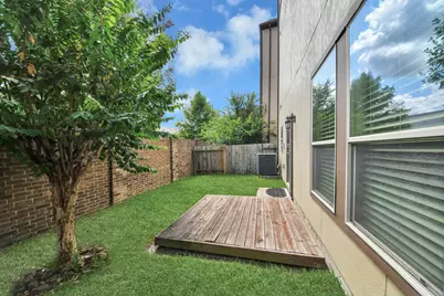 12255 Oxford Crescent Circle, Houston, TX 77082 - Photo 38