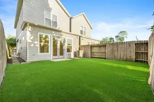 2709 Hardy St, Houston, TX 77009 - Photo 32