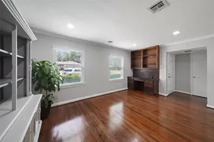 1803 Libbey Dr, Houston, TX 77018 - Photo 6