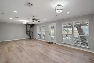 1803 Libbey Dr, Houston, TX 77018 - Photo 20