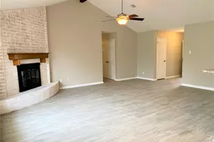 3810 Downing Cir, Deer Park, TX 77536 - Photo 4