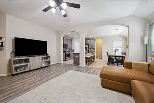 19330 S Cottonwood Green Ln, Cypress, TX 77433 - Photo 10
