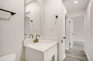5207 Castlecreek Ln, Houston, TX 77053 - Photo 22