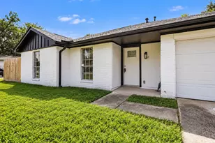 5207 Castlecreek Ln, Houston, TX 77053 - Photo 4