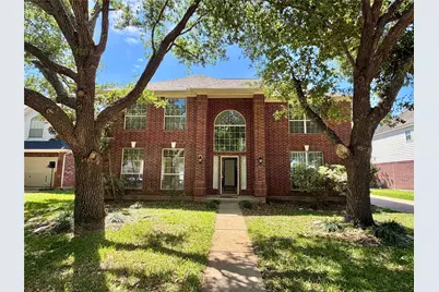 1916 Lake Winds Drive, Missouri City, TX 77459 - Photo 2
