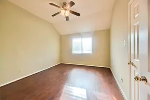 1916 Lakewinds Dr, Missouri City, TX 77459 - Photo 18