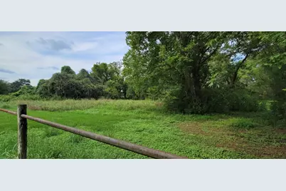 6415 S F Austin, Jones Creek, TX 77541 - Photo 2