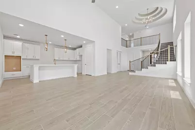 7810 Clover Gully Lane, Katy, TX 77493 - Photo 4