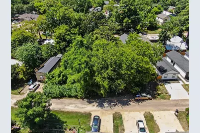 11547 Persimmon Street, Willis, TX 77318 - Photo 10