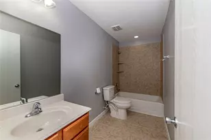 2562 Skyview Point Dr, Houston, TX 77047 - Photo 20