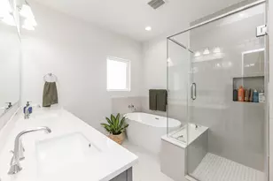 3354 Pinemont Dr, Houston, TX 77018 - Photo 18
