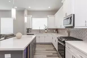 3354 Pinemont Dr, Houston, TX 77018 - Photo 10