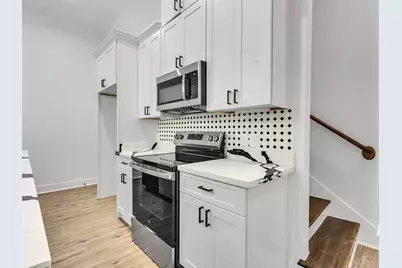 7358 Guadalcanal Road #B, Houston, TX 77033 - Photo 14