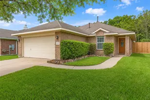 136 Easton Glen Ln, Dickinson, TX 77539 - Photo 1