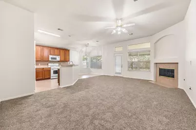 7815 Mary Katheryns Crossing, Conroe, TX 77304 - Photo 4