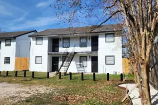 14033 Garber Ln, Houston, TX 77015 - Photo 2