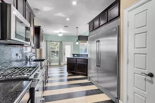 115 Shadow Springs Trail, Magnolia, TX 77354 - Photo 6