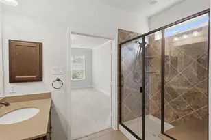 677 Tenuta Ln, League City, TX 77573 - Photo 18