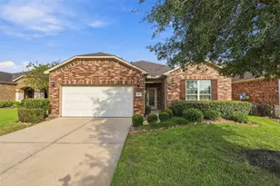 677 Tenuta Ln, League City, TX 77573 - Photo 1