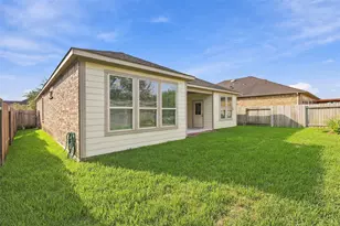 677 Tenuta Ln, League City, TX 77573 - Photo 24