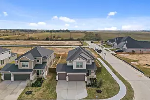 300 Goldeneye Duck Dr, Waller, TX 77484 - Photo 4