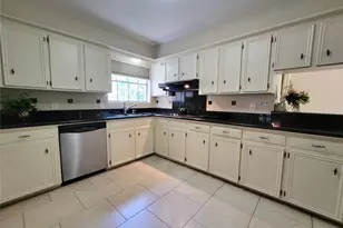 456 Lexington Ct, Conroe, TX 77302 - Photo 12