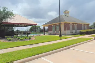 1319 Magnolia Dale Dr, Fresno, TX 77545 - Photo 32