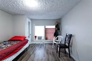 904 Panama St, Houston, TX 77009 - Photo 10