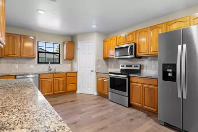 10269 Highway 90, Bedias, TX 77831 - Photo 8