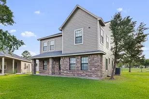 10269 Hwy 90, Bedias, TX 77831 - Photo 2
