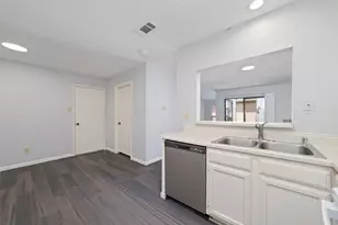 6611 Grandvale Dr, Houston, TX 77072 - Photo 10