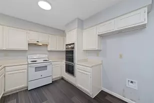 6611 Grandvale Dr, Houston, TX 77072 - Photo 8