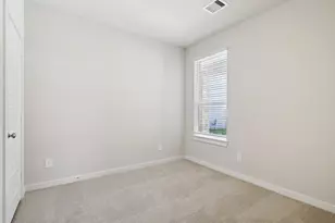 5525 Madden Ln, Houston, TX 77048 - Photo 16