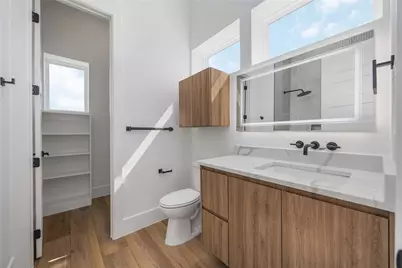 324 Janisch, Houston, TX 77018 - Photo 12