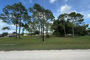 125 Tupelo S, Palacios, TX 77465 - Photo 1