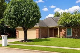 18703 Yaupon Trail, Humble, TX 77346 - Photo 2
