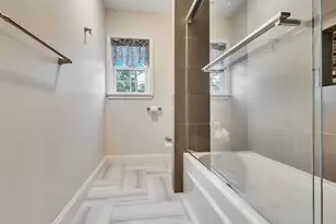 3017 Inwood Dr, Dickinson, TX 77539 - Photo 36