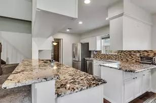 3017 Inwood Dr, Dickinson, TX 77539 - Photo 18