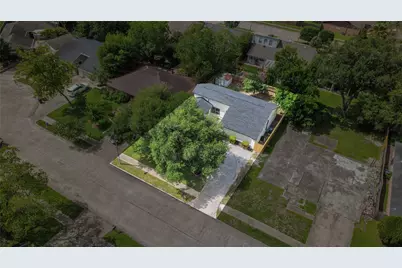 13122 Benford Drive, Houston, TX 77099 - Photo 6