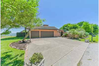 111 Bayridge Road, La Porte, TX 77571 - Photo 48