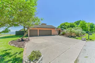 111 Bayridge Rd, La Porte, TX 77571 - Photo 48