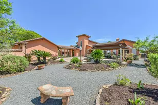 111 Bayridge Rd, La Porte, TX 77571 - Photo 4
